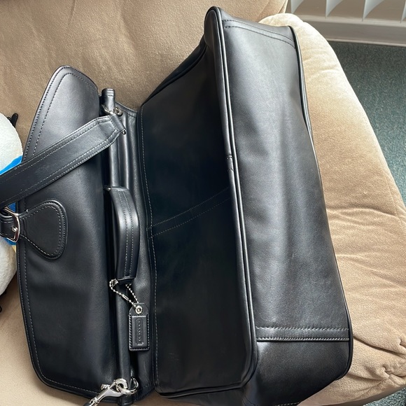 Leather briefcase with compartments - Picture 11 of 13